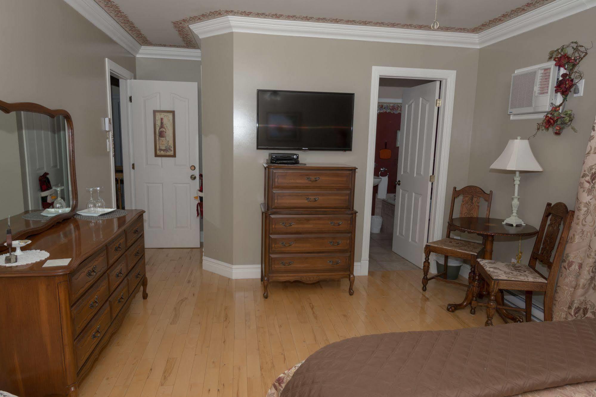 Au Nidaigle Bed & Breakfast Saint-Basile Exterior photo